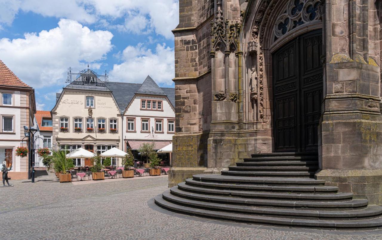 Angel'S - Das Hotel Am Fruchtmarkt Sankt Wendel Esterno foto